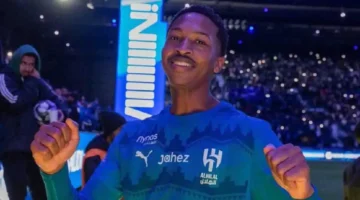 أزمة دولية.. رينارد ينتقد وضع مراد هوساوي مع الهلال بسبب تراجع دقائق المشاركة